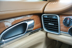 Porsche Panamera Turbo - 2010