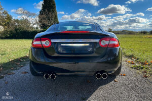 Jaguar XKR Coupe 510 Black Pack - 2009 *Flash