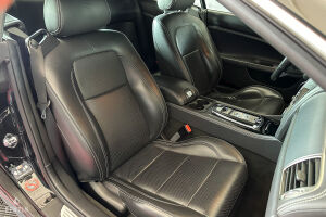 Jaguar XKR Coupe 510 Black Pack - 2009 *Flash