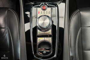 Jaguar XKR Coupe 510 Black Pack - 2009 *Flash