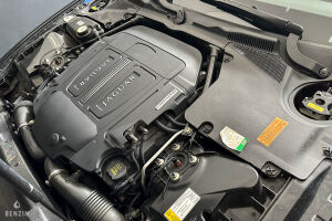 Jaguar XKR Coupe 510 Black Pack - 2009 *Flash