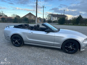 Ford Mustang Cabriolet - 2012