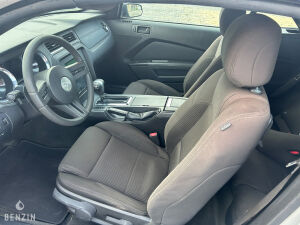 Ford Mustang Cabriolet - 2012