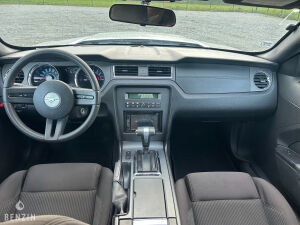 Ford Mustang Cabriolet - 2012