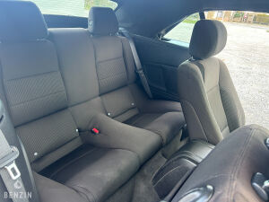 Ford Mustang Cabriolet - 2012