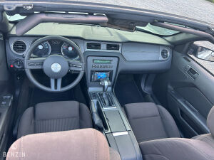 Ford Mustang Cabriolet - 2012