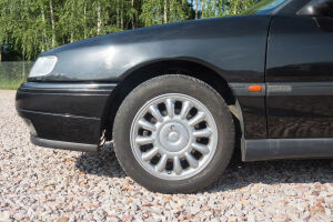 Renault Safrane Baccara 3.0 V6 - 1995