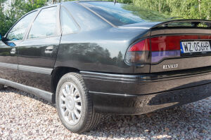 Renault Safrane Baccara 3.0 V6 - 1995