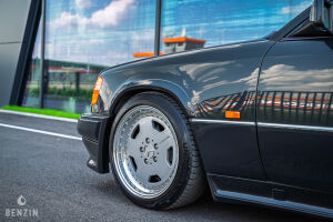 Mercedes-Benz 320CE AMG A124 - 1992
