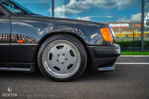 Mercedes-Benz 320CE AMG A124 - 1992