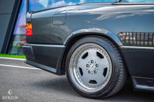 Mercedes-Benz 320CE AMG A124 - 1992