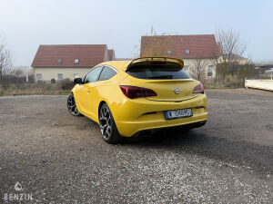 Opel Astra OPC - 2013