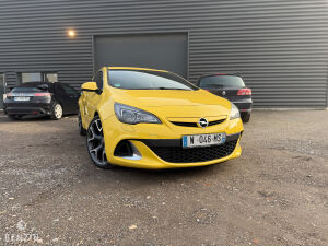 Opel Astra OPC - 2013