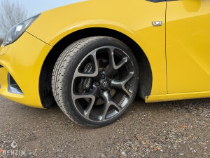 Opel Astra OPC - 2013