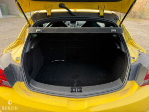 Opel Astra OPC - 2013