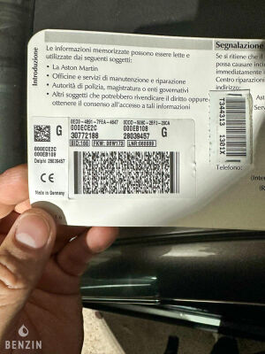 Aston Martin V8 Vantage - 2006