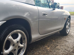 Mazda MX-5 NB FL 1.8 - 2001