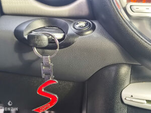 Mini Cooper S R56 - 2008