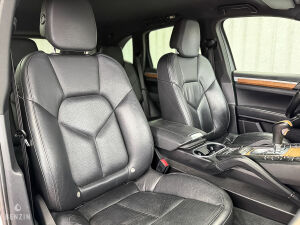 Porsche Cayenne Diesel - 2010