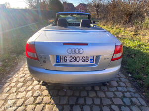 Audi A4 Cabriolet 2.4 V6 - 2002