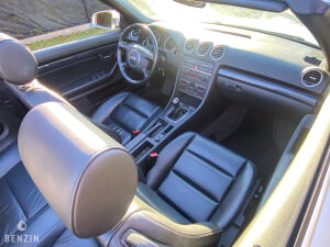 Audi A4 Cabriolet 2.4 V6 - 2002
