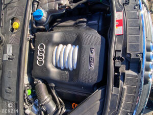 Audi A4 Cabriolet 2.4 V6 - 2002