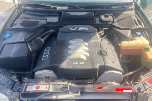 Audi A8 4.2 - 1996