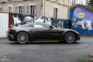 Aston Martin V8 Vantage 007 Edition - 2021