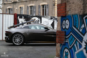 Aston Martin V8 Vantage 007 Edition - 2021