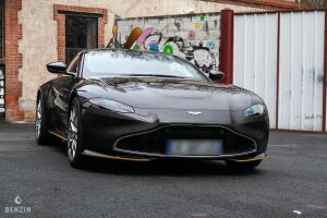 Aston Martin V8 Vantage 007 Edition - 2021