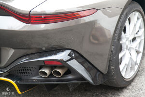 Aston Martin V8 Vantage 007 Edition - 2021