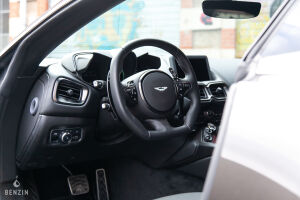 Aston Martin V8 Vantage 007 Edition - 2021