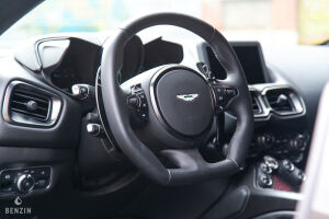 Aston Martin V8 Vantage 007 Edition - 2021