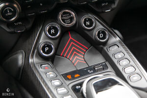 Aston Martin V8 Vantage 007 Edition - 2021