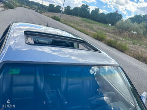 BMW 750iL e32 - 1989