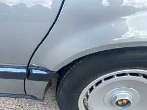 BMW 750iL e32 - 1989