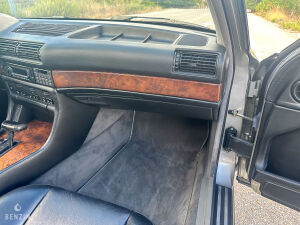 BMW 750iL e32 - 1989