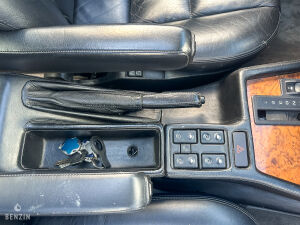 BMW 750iL e32 - 1989