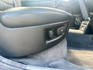 BMW 750iL e32 - 1989