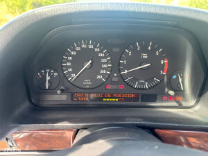 BMW 750iL e32 - 1989