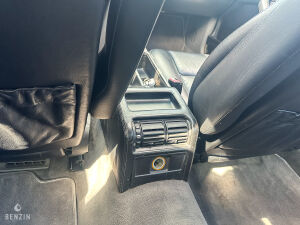 BMW 750iL e32 - 1989