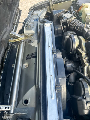 BMW 750iL e32 - 1989