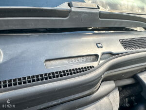 BMW 750iL e32 - 1989