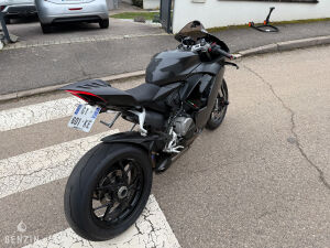 Ducati Panigale V2 955 Black on Black edition - 2024
