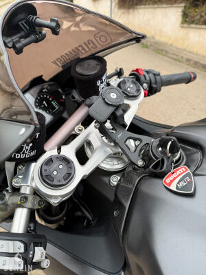 Ducati Panigale V2 955 Black on Black edition - 2024