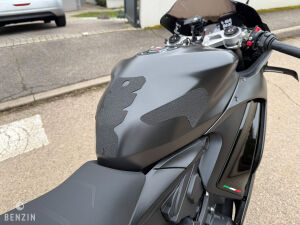 Ducati Panigale V2 955 Black on Black edition - 2024