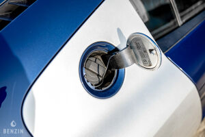 Audi R8 V8 - 2010*Flash