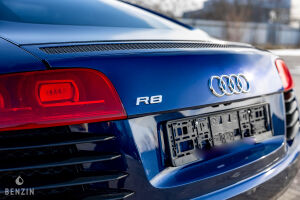 Audi R8 V8 - 2010*Flash
