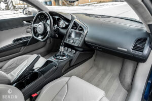 Audi R8 V8 - 2010*Flash