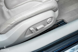 Audi R8 V8 - 2010*Flash